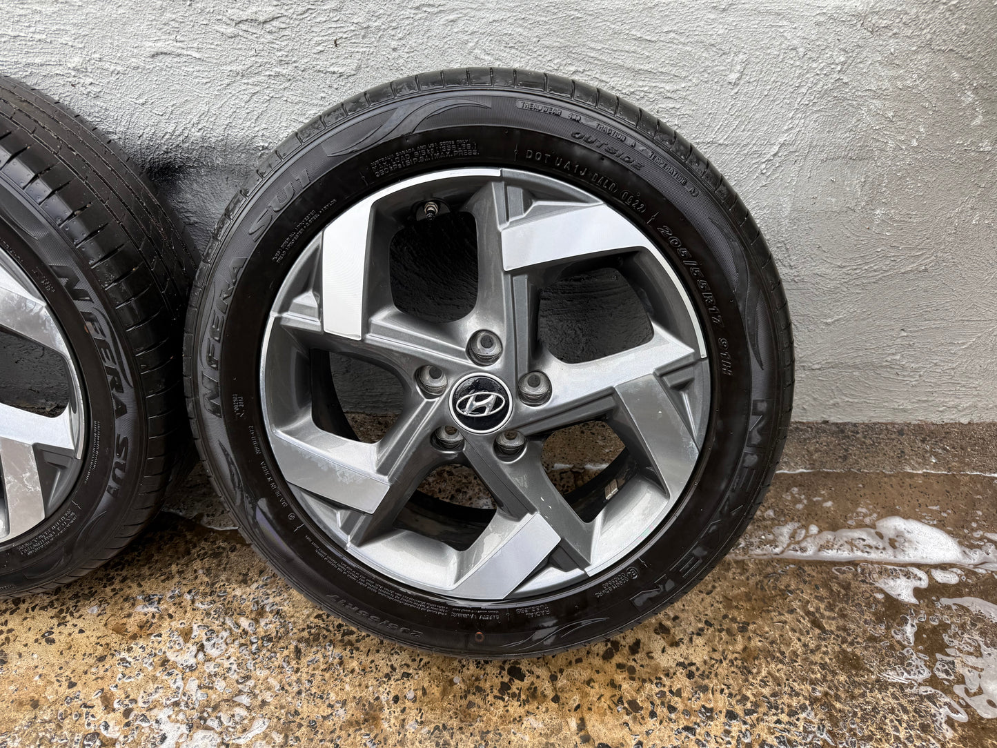 Hyundai Venue 17” Alloy Wheels with Good Tyres