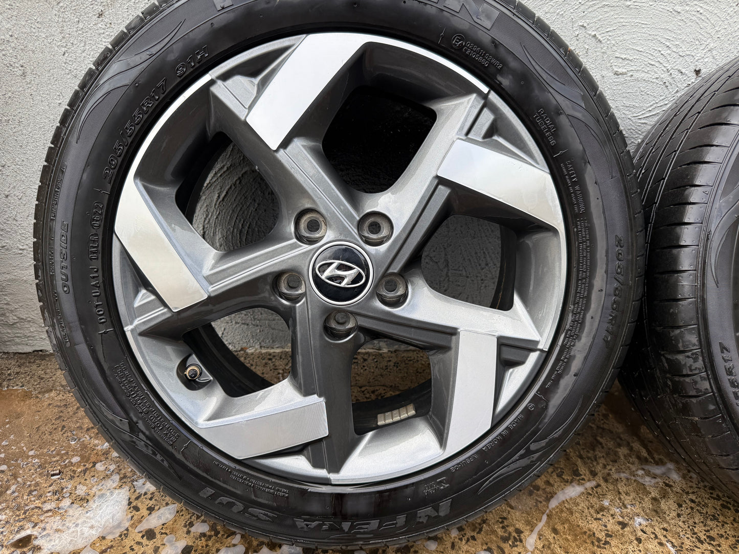 Hyundai Venue 17” Alloy Wheels with Good Tyres