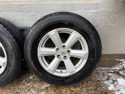 Toyota Kluger 17” Alloy Wheels with Very Good Tyres