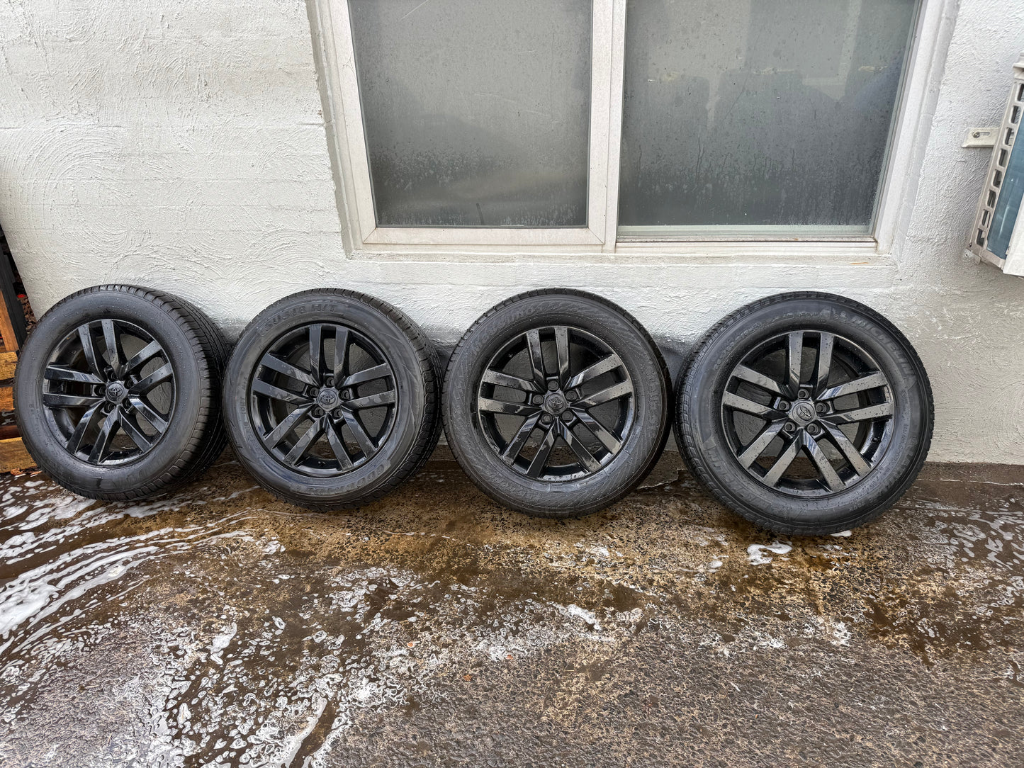 Toyota Kluger 18” Alloy Wheels with Very Good Tyres