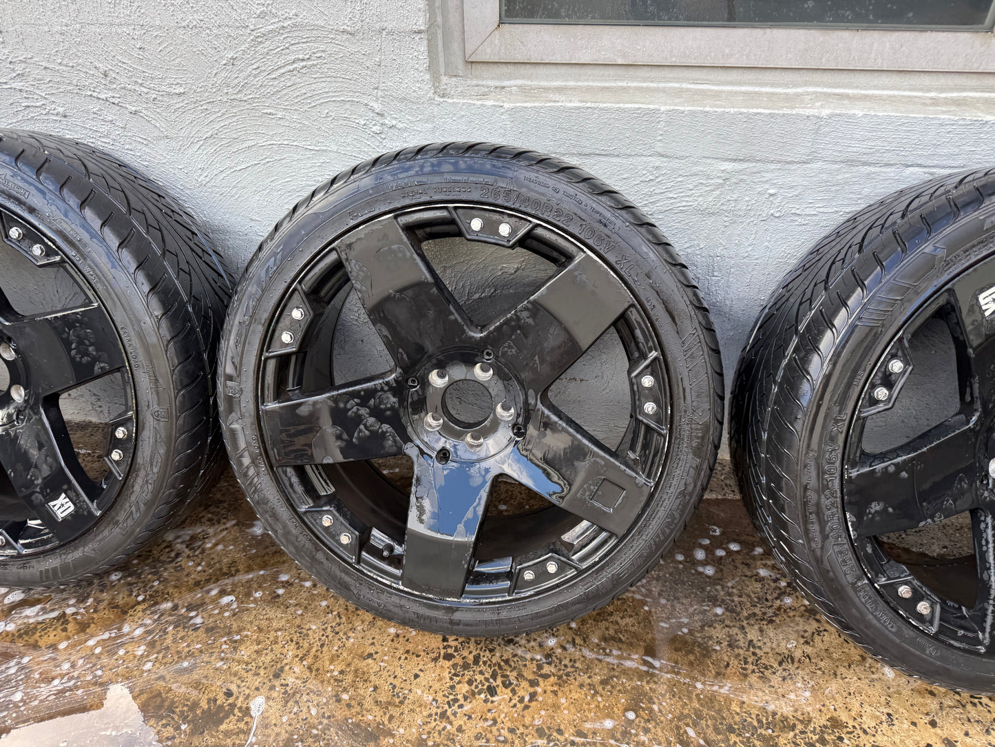 KMC XD 22” Alloy Wheels with Good Tyres