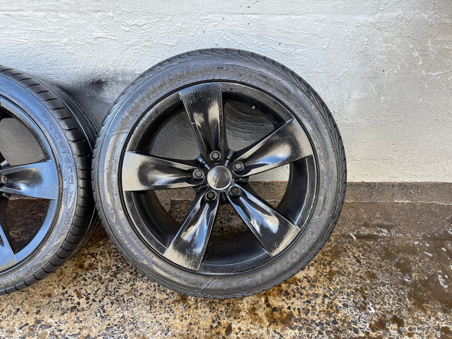 BMW/Holden Commodore 5 Spoke Black 18” Alloy Wheels with Good Tyres