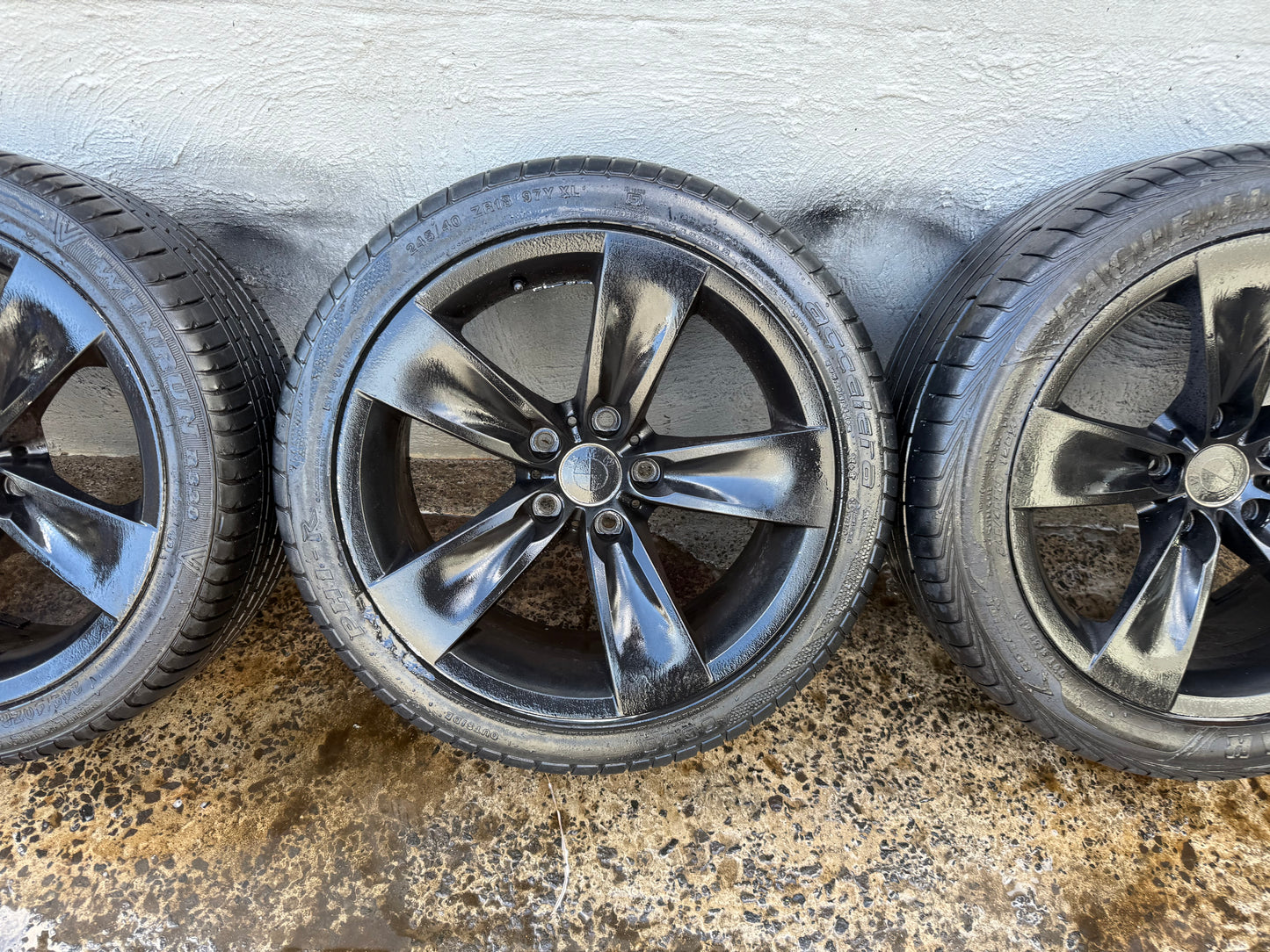 BMW/Holden Commodore 5 Spoke Black 18” Alloy Wheels with Good Tyres