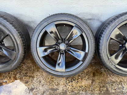 BMW/Holden Commodore 5 Spoke Black 18” Alloy Wheels with Good Tyres