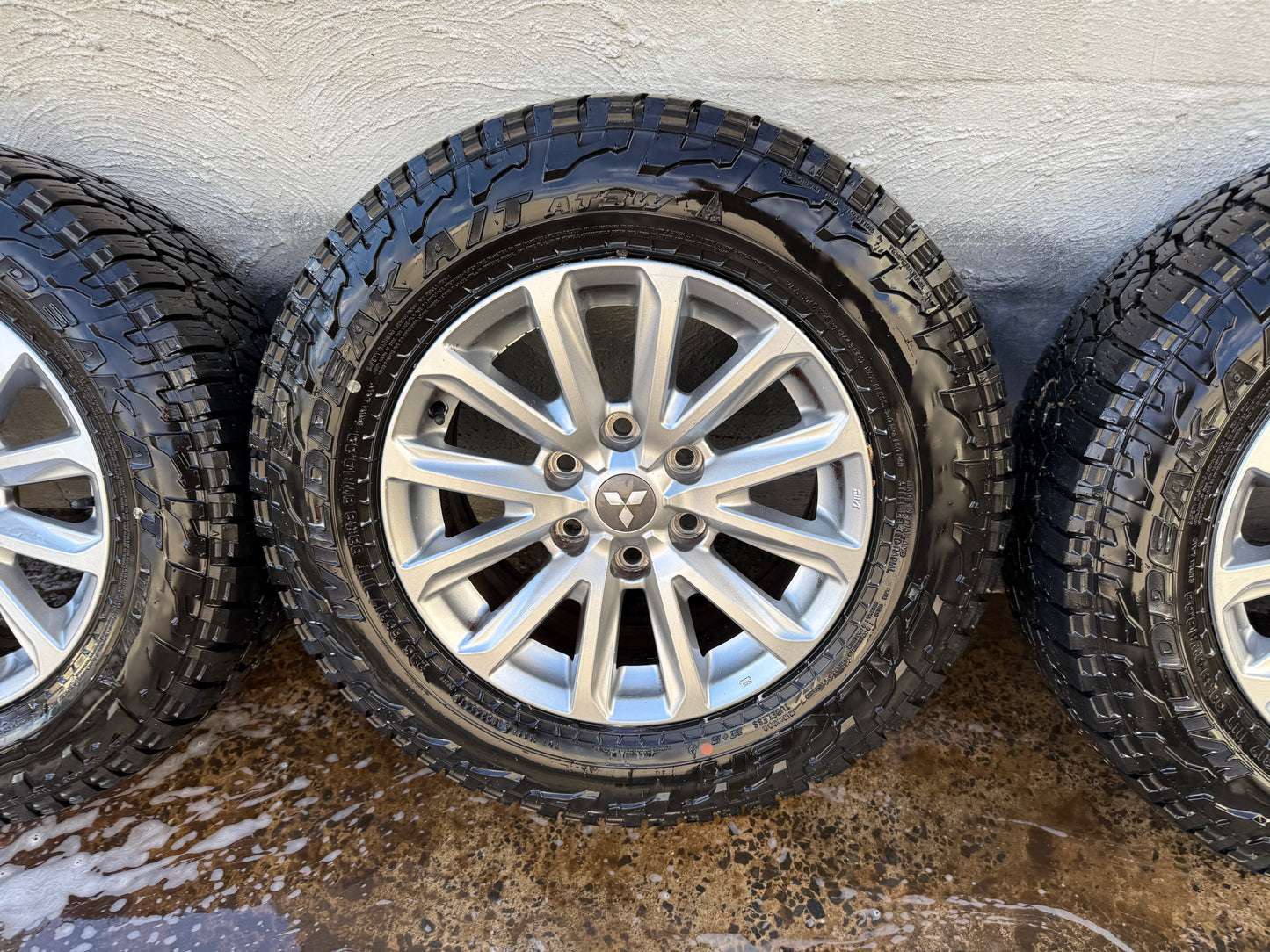 Mitsubishi Triton 17” Alloy Wheels with Good Tyres