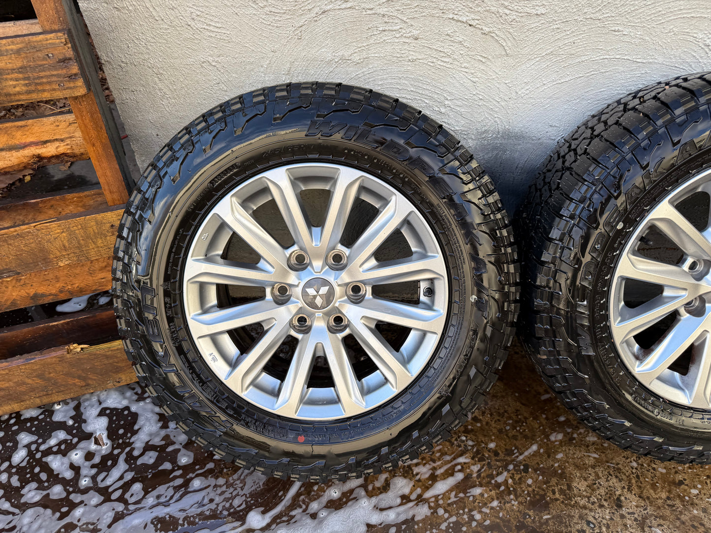 Mitsubishi Triton 17” Alloy Wheels with Good Tyres