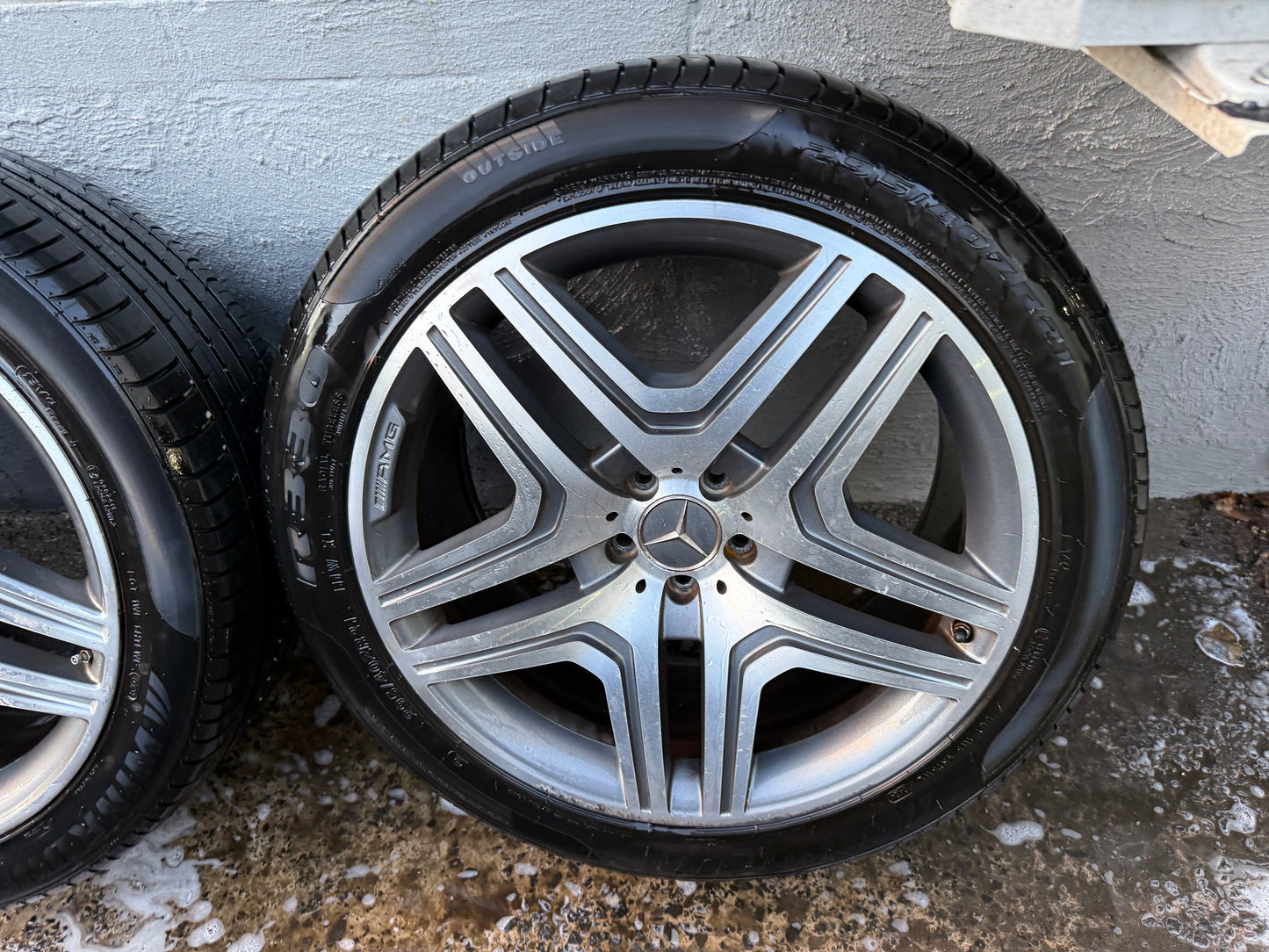 Mercedes Benz AMG ML350/ML450 21” Alloy Wheels with Good Tyres
