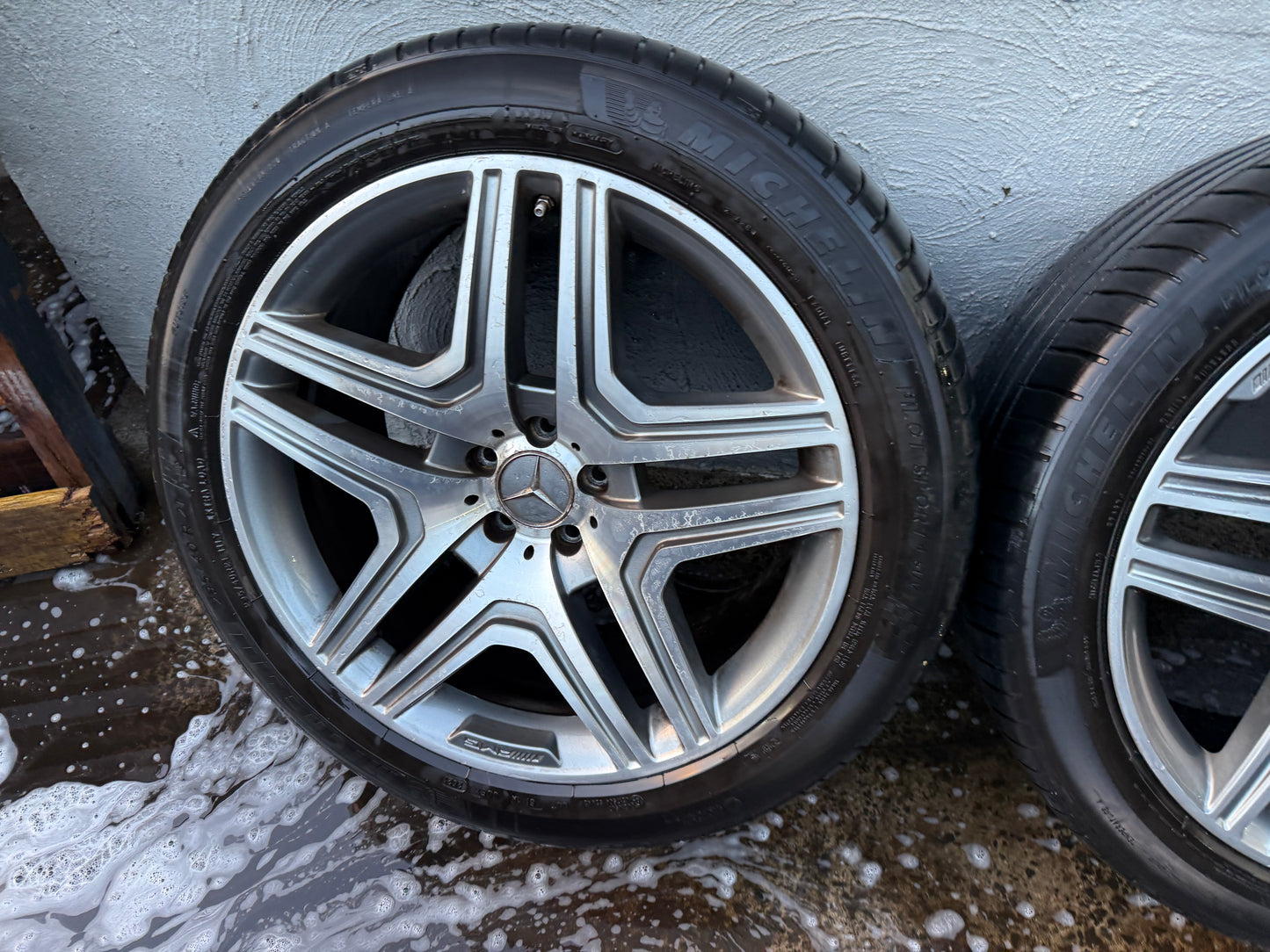 Mercedes Benz AMG ML350/ML450 21” Alloy Wheels with Good Tyres