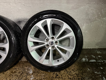 MG6 GT 17” Alloy Wheels with Excellent Tyres