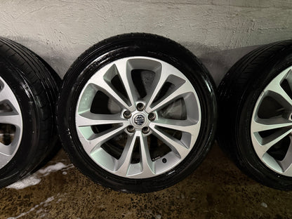 MG6 GT 17” Alloy Wheels with Excellent Tyres