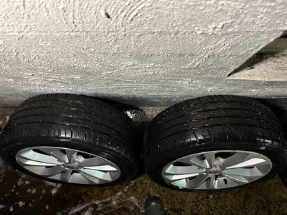 MG6 GT 17” Alloy Wheels with Excellent Tyres