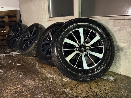 Mitsubishi Triton/Pajero 18” Alloy Wheels with Toyo Tyres