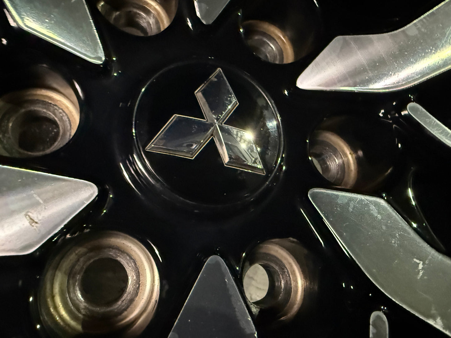 Mitsubishi Triton/Pajero 18” Alloy Wheels with Toyo Tyres