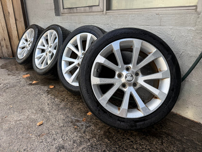 Holden Commodore VE/VF 18” Alloy Wheels with Tyres
