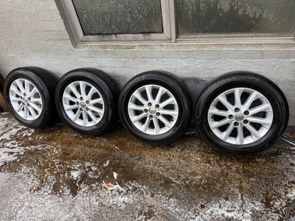 Toyota Camry 16” Alloy Wheels with Good Bridgestone Tyres