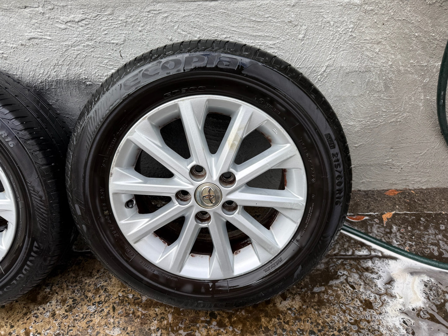 Toyota Camry 16” Alloy Wheels with Good Bridgestone Tyres