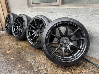 Hussla Multi-fit 18” Alloy Wheels with Tyres