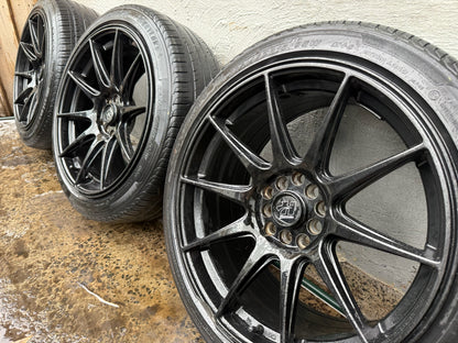 Hussla Multi-fit 18” Alloy Wheels with Tyres