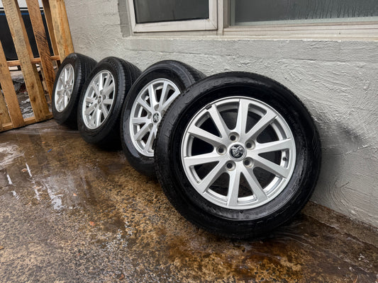 Holden Commodore VE/VF 16” Alloy Wheels with Excellent Tyres