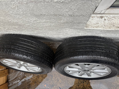 Holden Commodore VE/VF 16” Alloy Wheels with Excellent Tyres