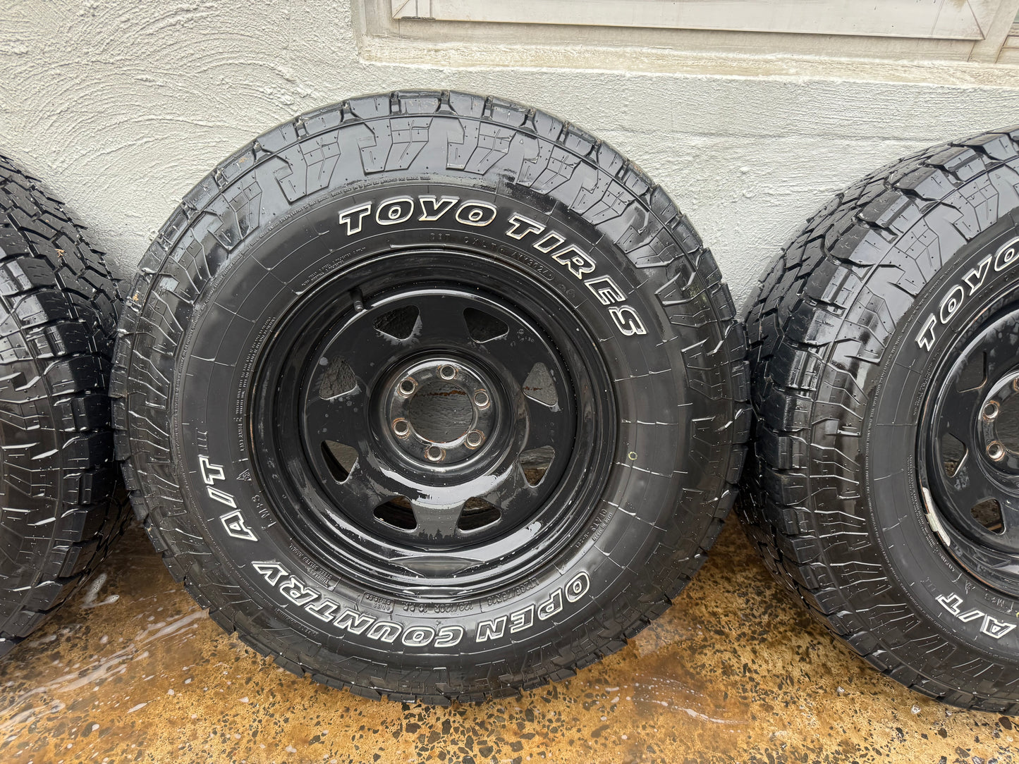 Nissan Navara 32” Steel Rims with Toyo Open Country Tyres