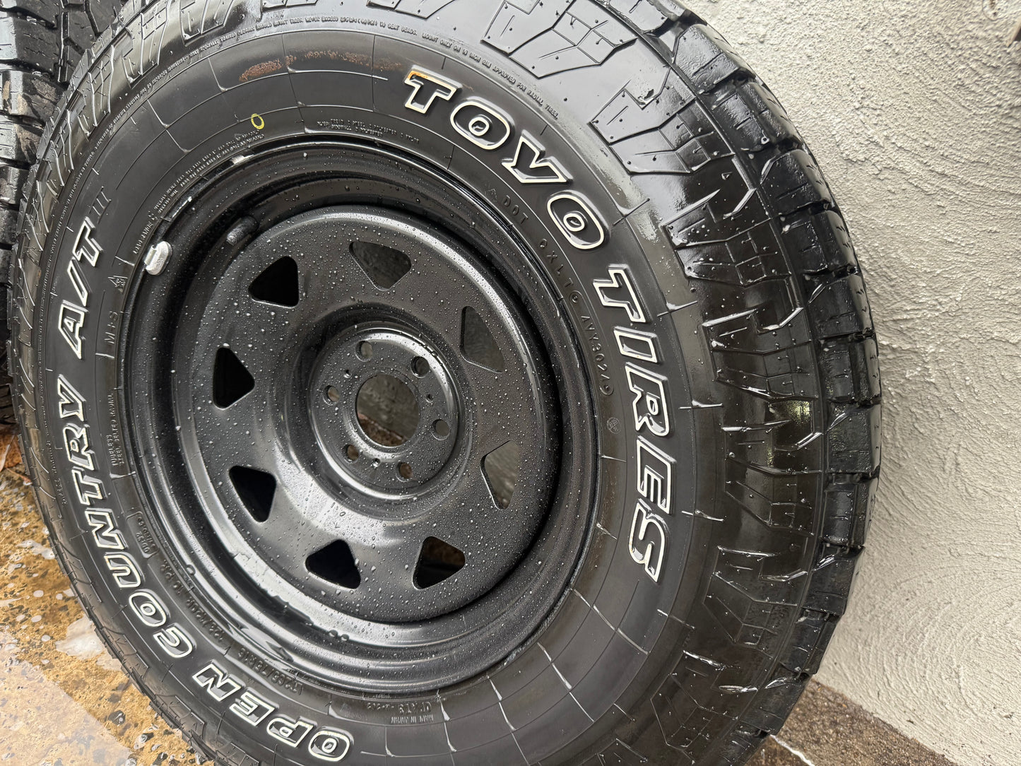 Nissan Navara 32” Steel Rims with Toyo Open Country Tyres