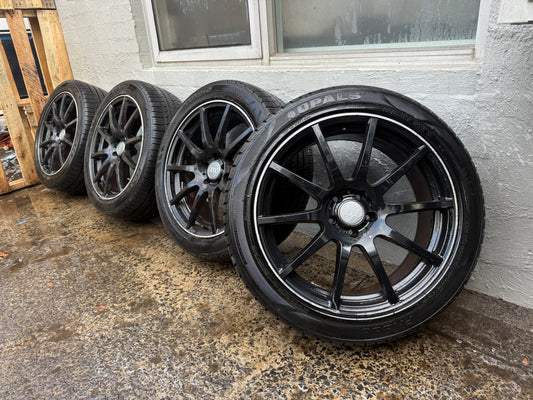 Audi Q3/Q5 20” Alloy Wheels with Very Good Tyres