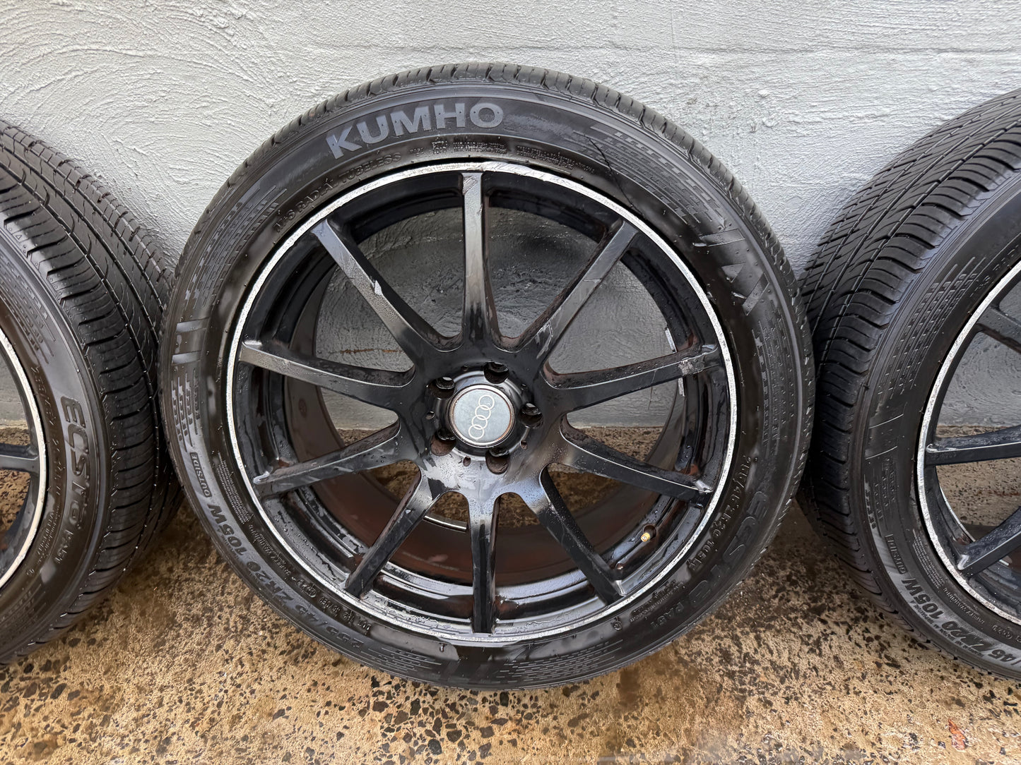 Audi Q3/Q5 20” Alloy Wheels with Very Good Tyres