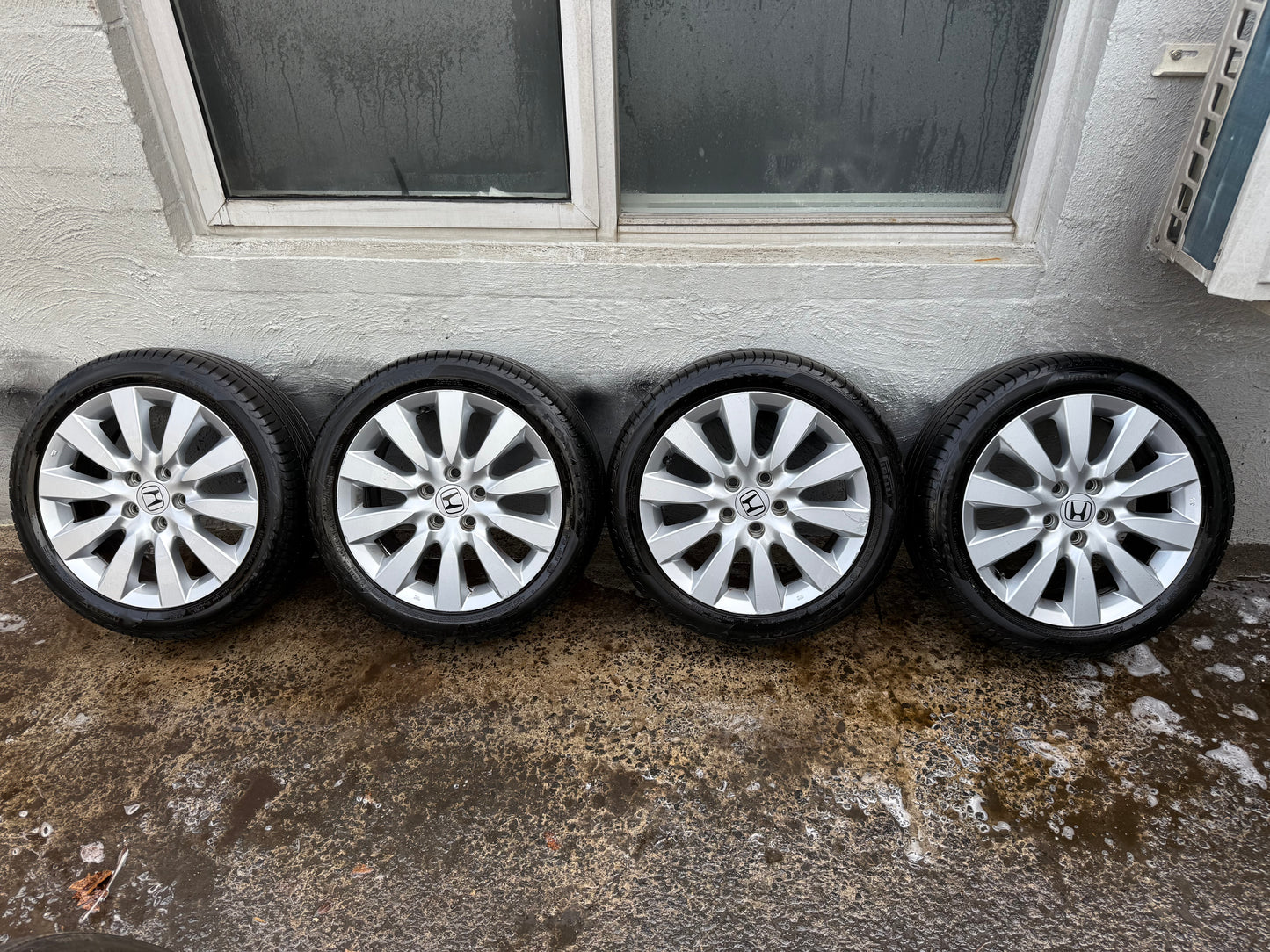 Honda Civic/Accord 17" Alloy Wheels with Tyres