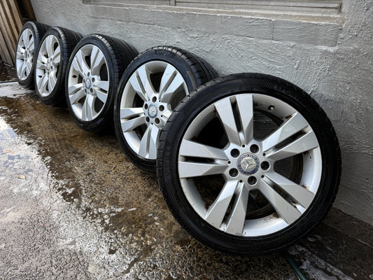 Mercedes Benz C Class 17” Staggered Alloy Wheels with Good Tyres