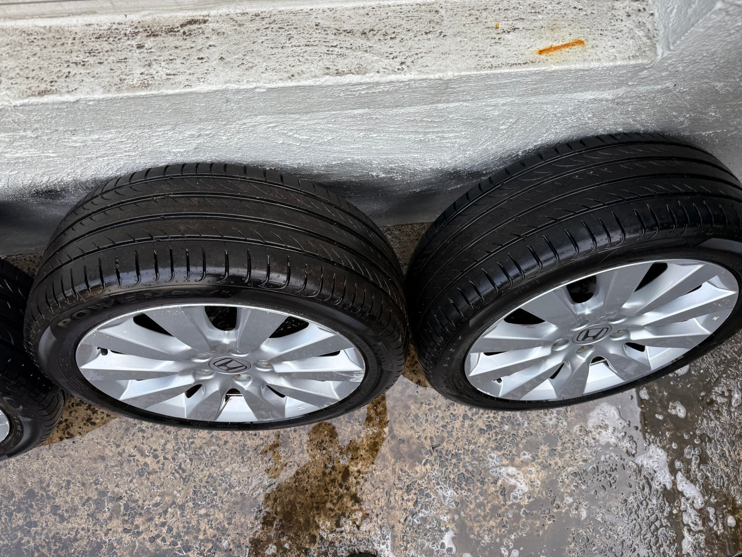 Honda Civic/Accord 17" Alloy Wheels with Tyres
