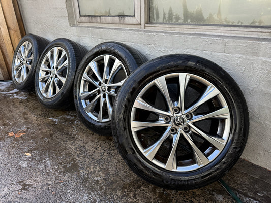 Toyota RAV4 18” Alloy Wheels with Tyres
