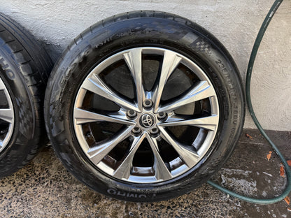 Toyota RAV4 18” Alloy Wheels with Tyres