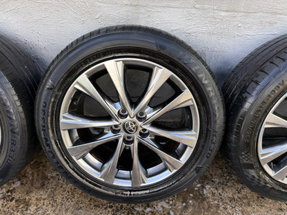 Toyota RAV4 18” Alloy Wheels with Tyres