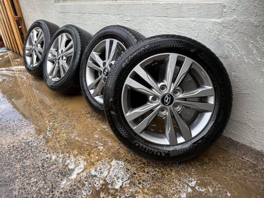 Hyundai i30/Elantra 16” Alloy Wheels with Good Tyres