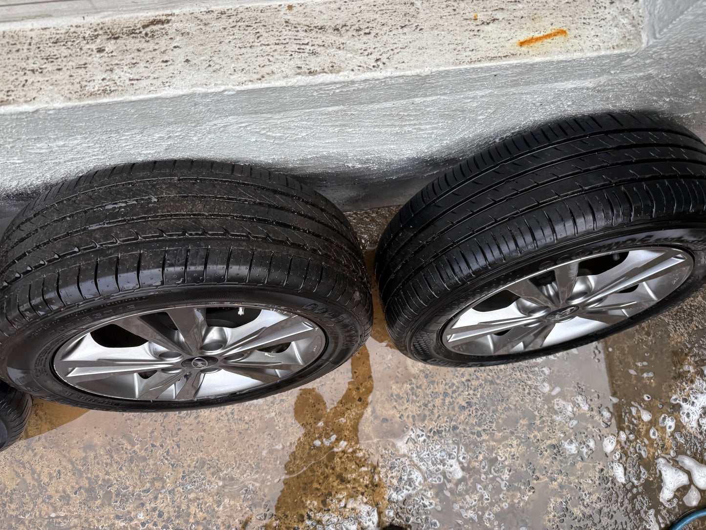 Hyundai i30/Elantra 16” Alloy Wheels with Good Tyres