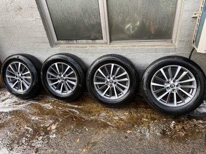 Toyota Kluger 18” Alloy Wheels with Pirelli Good Tyres