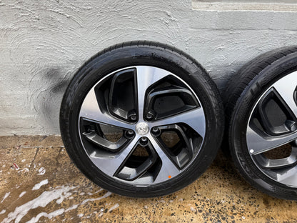 Hyundai Tuscon 19” Alloy Wheels with Good Tyres