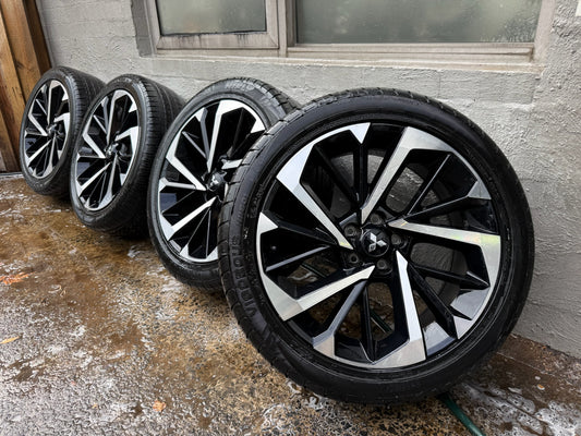 Mitsubishi Outlander 20” Alloy Wheels with Good Tyres