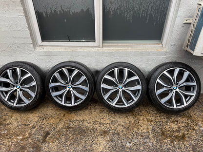 BMW X1 19” Alloy Wheels with Very Good Tyres