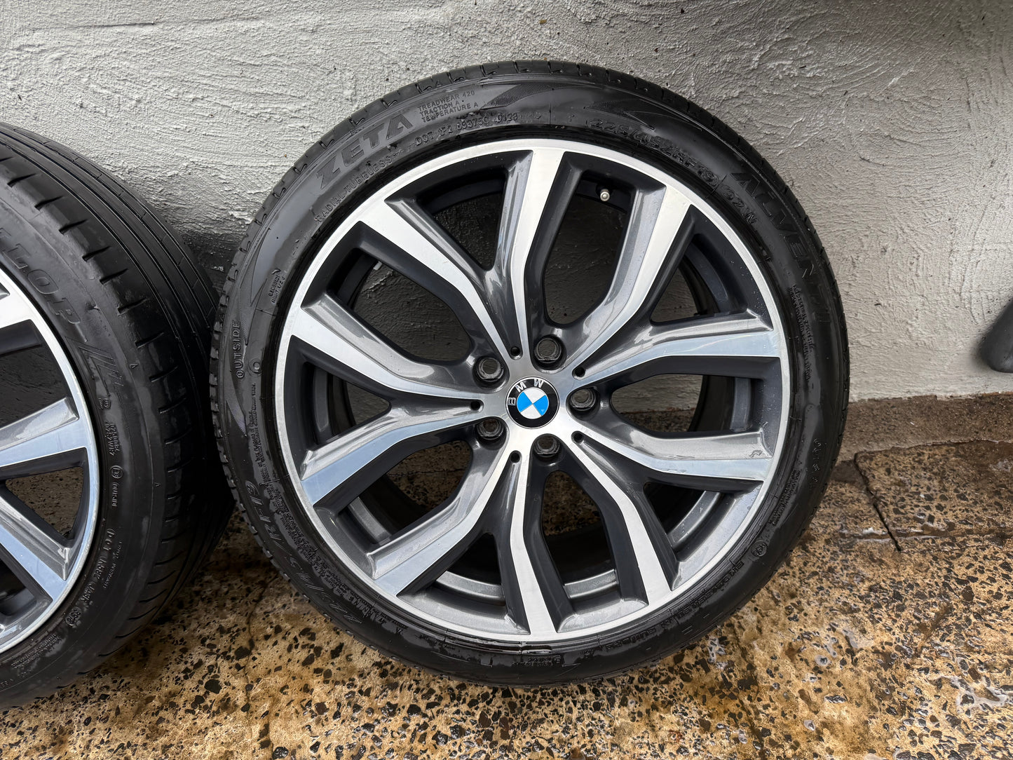 BMW X1 19” Alloy Wheels with Very Good Tyres