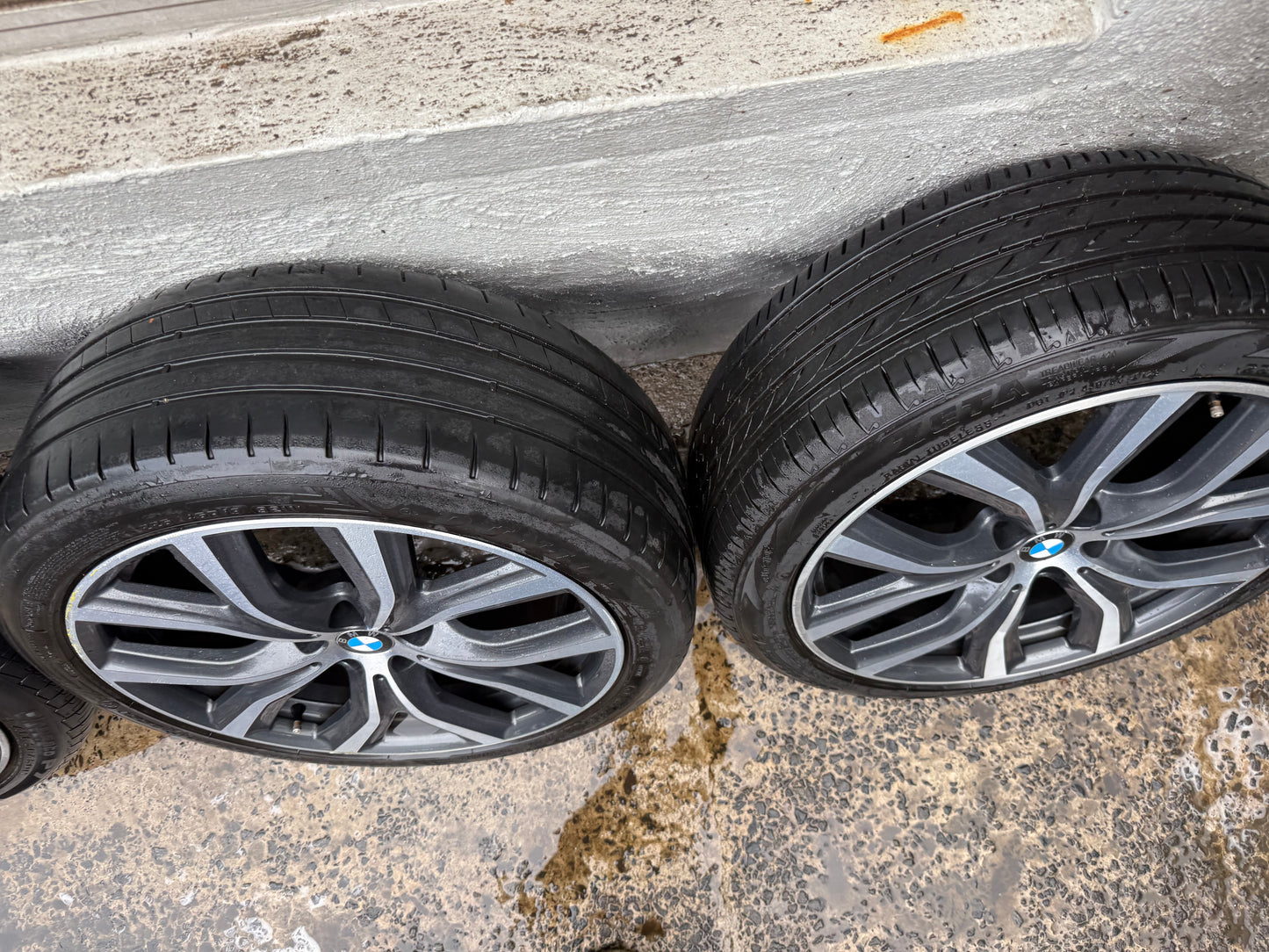 BMW X1 19” Alloy Wheels with Very Good Tyres