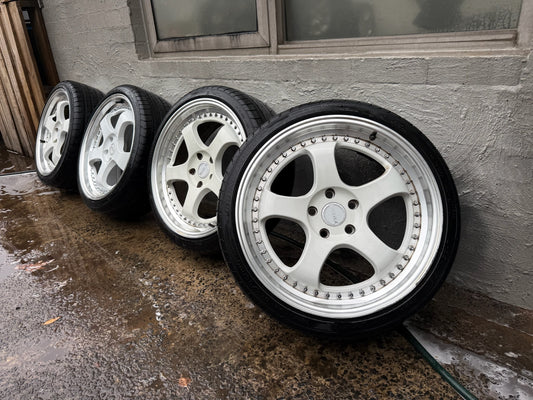 Hussla 20” Alloy Wheels with Excellent Tyres