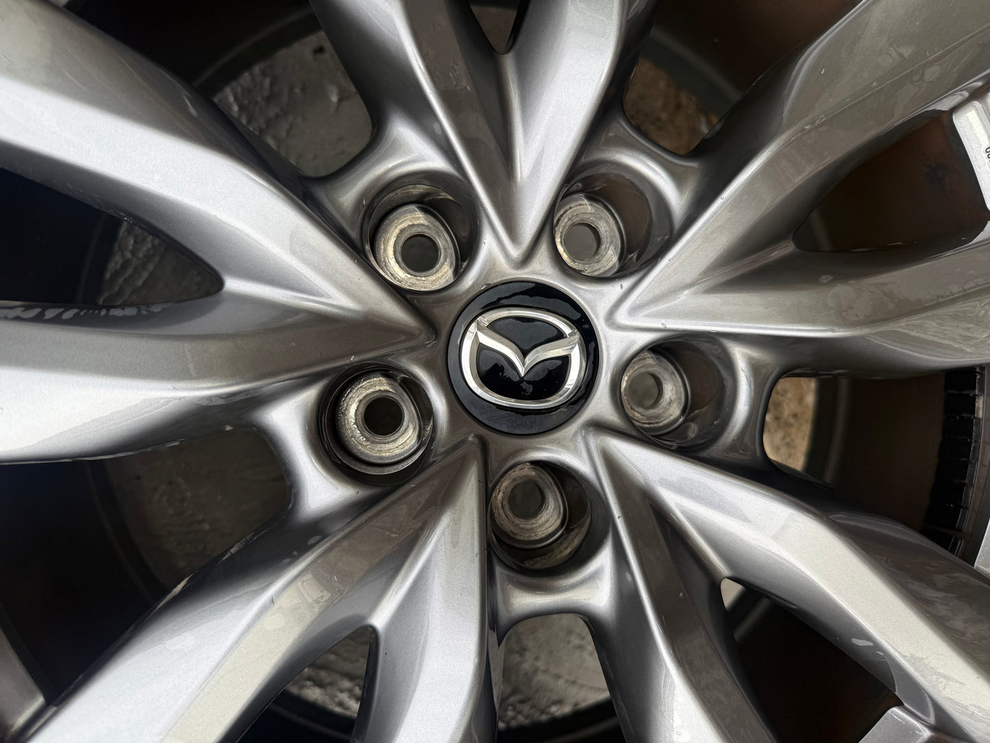 Mazda CX7/CX9 18” Alloy Wheels with Excellent Tyres