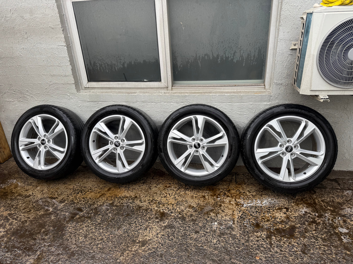 Audi Q3 19” Alloy Wheels with Good Tyres