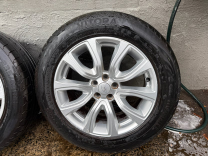 Range Rover Evoque 18” Alloy Wheels with Good Tyres