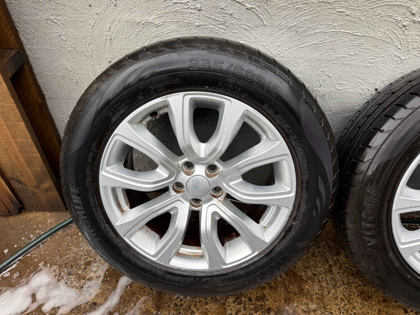 Range Rover Evoque 18” Alloy Wheels with Good Tyres