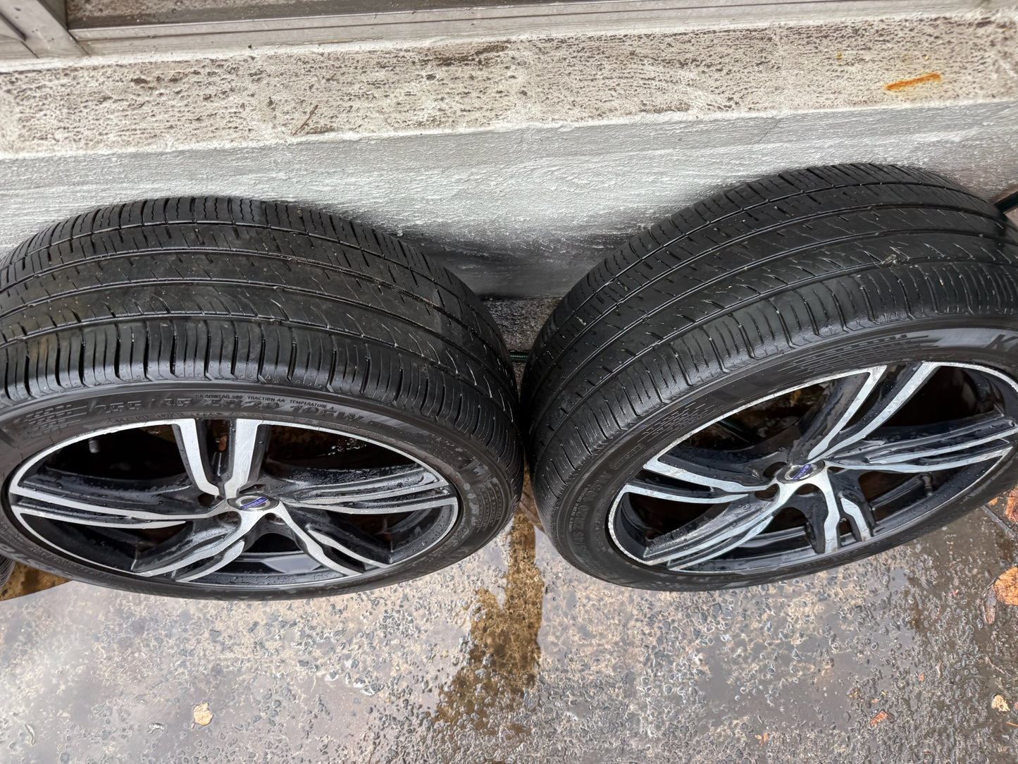 Volvo XC60 20” Alloy Wheels with Good Tyres