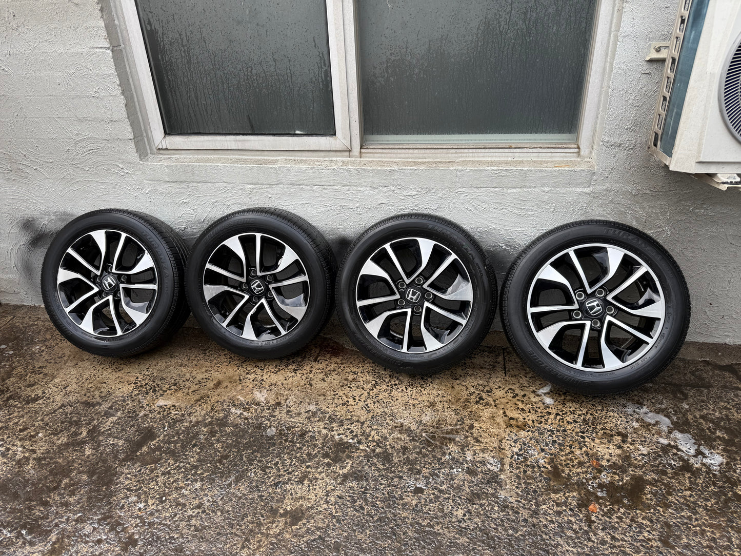 Honda Civic 16” Alloy Wheels with Good Tyres