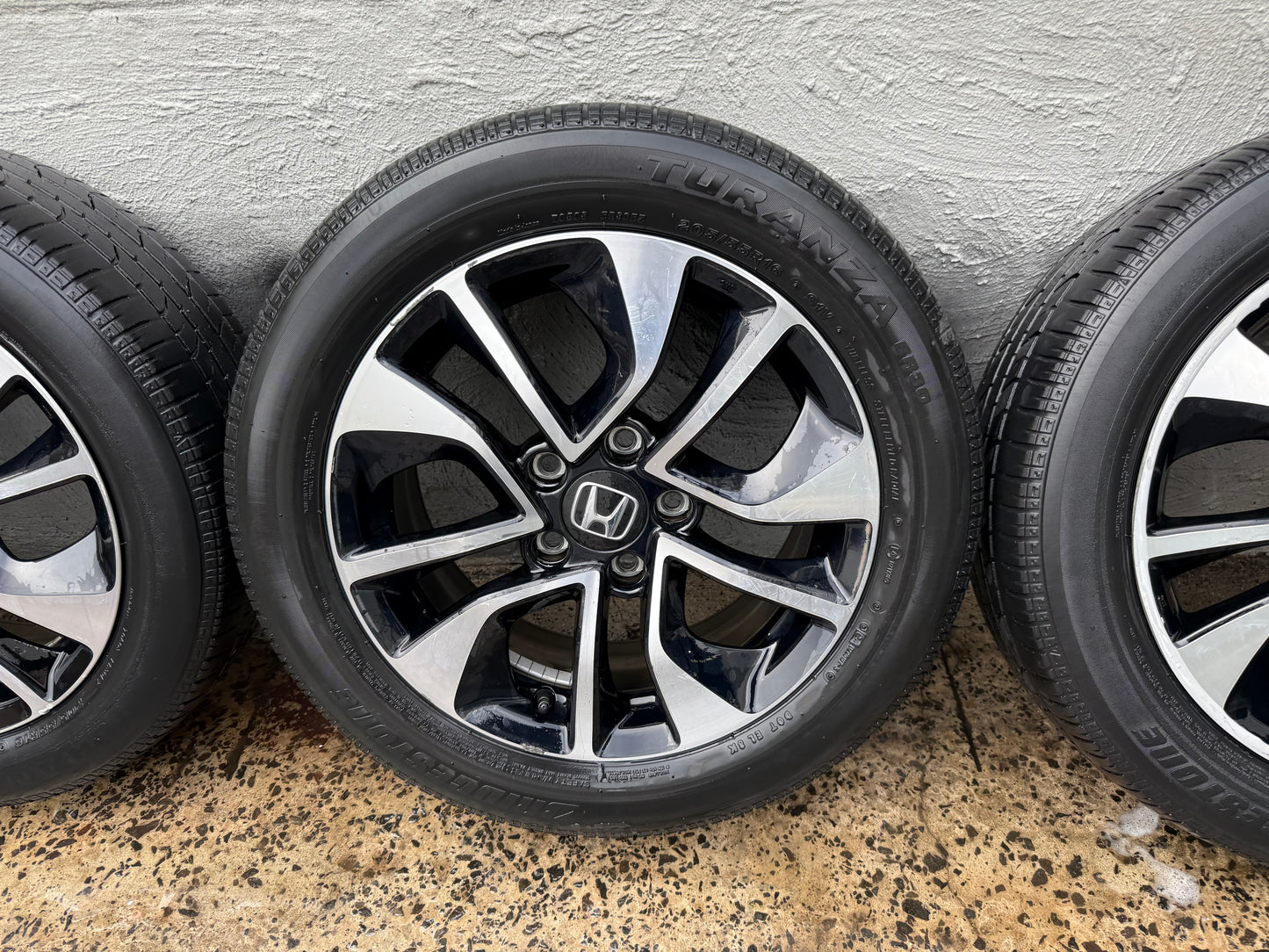 Honda Civic 16” Alloy Wheels with Good Tyres